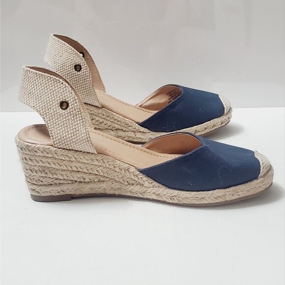 Tru Comfort Foam Journee Monte Espadrilles Womens size 8 closed toe Wedge NWOT - Picture 4 of 8